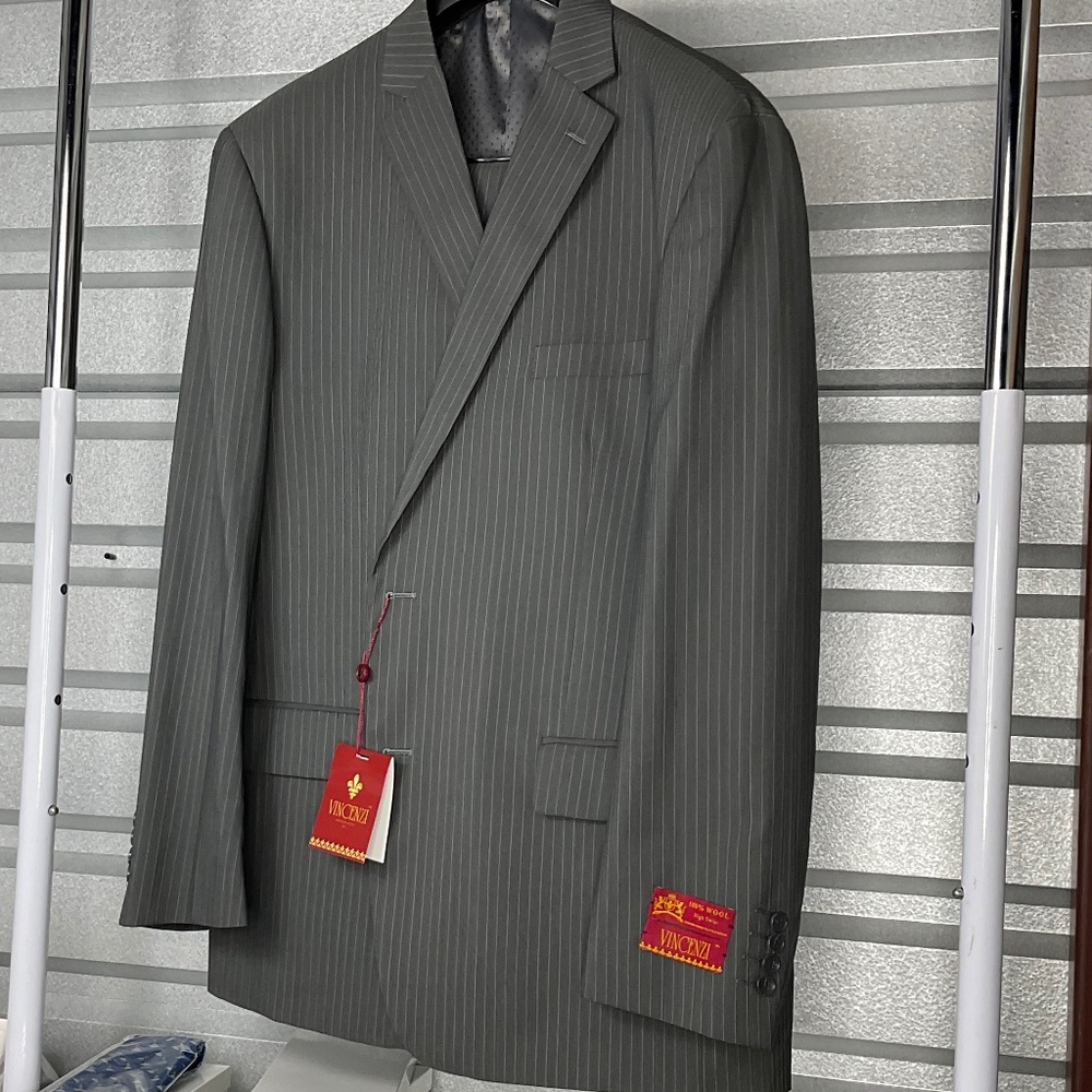 Suit by VINCENZI size 50 Long